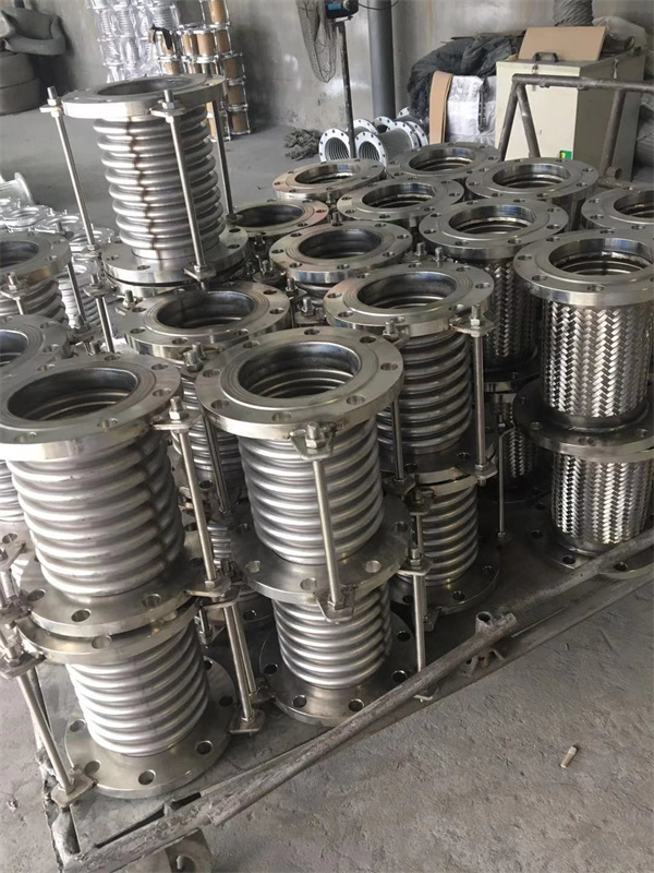 青海套筒补偿器和波纹补偿器